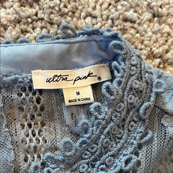 Ultra Pink women’s Blue Lace Blouse - Picture 2 of 6